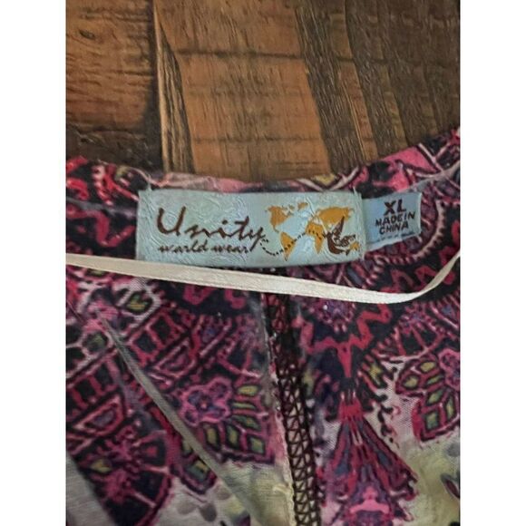 Unity Women's Sleeveless Floral Shirt - Picture 3 of 3